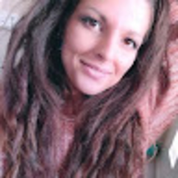 Meet your Posher, Brittney - Picture 1 of 1